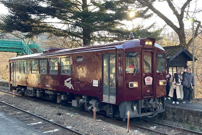Walking Tour at Akagane Roads in Midori City - Key Points