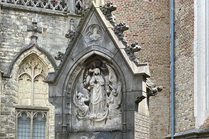Walking Tour Bruges: Exciting Stories, Mysteries, People - Who Is This Tour Perfect For?