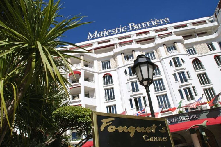 walking-tour-cannes-local-produce-tasting-and-iles-de-lerins-5h