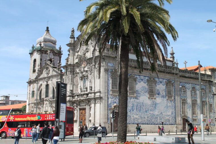 walking-tour-discover-portos-center-in-german-max-12-pax