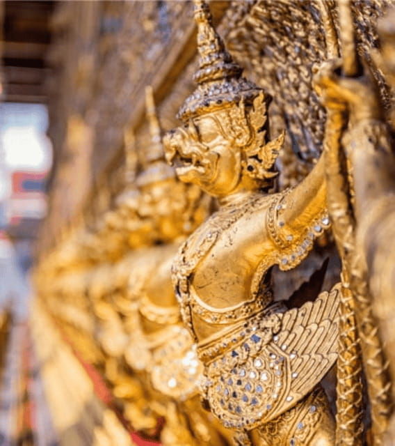 walking-tour-grand-palace-emerald-buddha-and-wat-pho