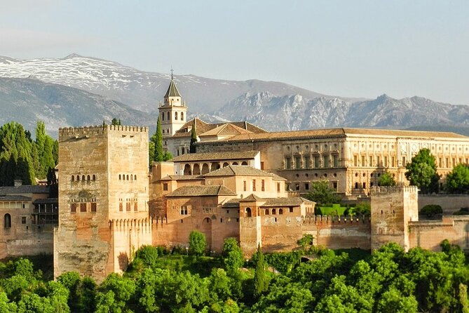 walking-tour-in-alhambra-nasrid-palaces-and-generalife-2