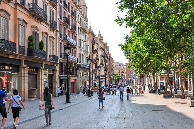 walking-tour-in-barcelona-with-arabic-guide