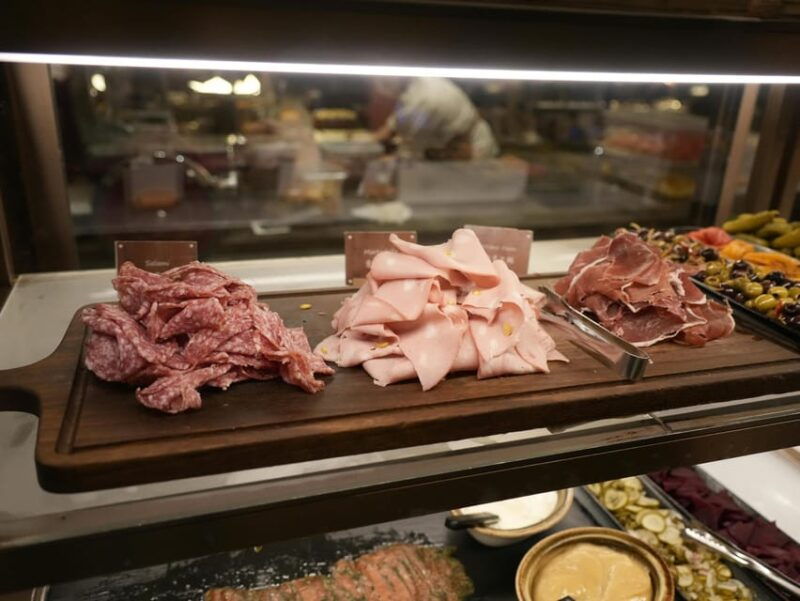 walking-tour-in-bologna-with-tastings-and-stories