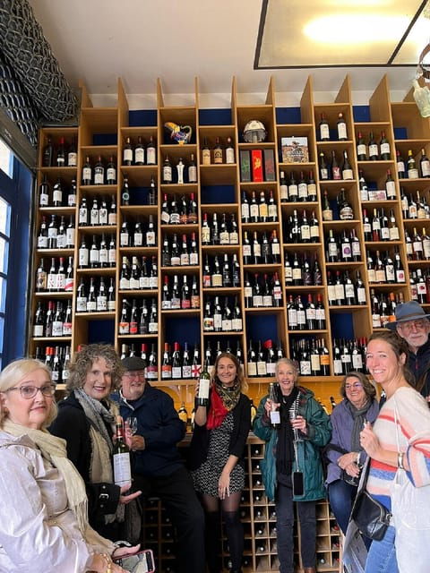 walking-tour-in-bordeaux-with-tastings-and-stories