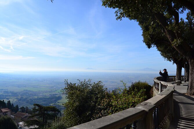 Walking Tour in Cortona - Why This Tour Stands Out