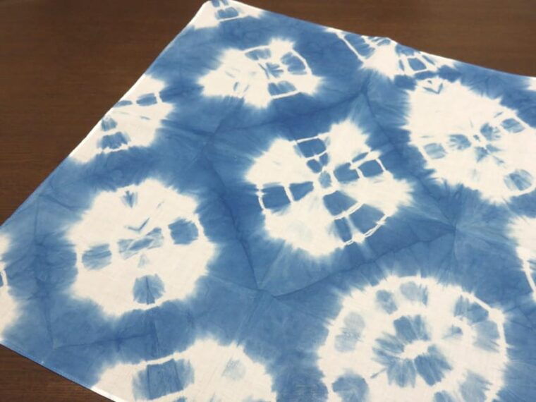 walking-tour-in-himeji-castle-garden-and-indigo-dyeing