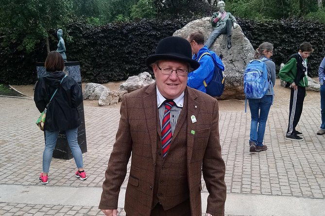 walking-tour-in-merrion-square-park-dublin-rogues-tour-2