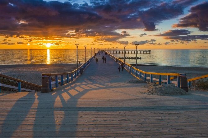 walking-tour-in-palanga-capital-of-amber