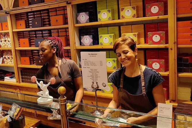 walking-tour-in-paris-montmartre-with-tastings-and-stories