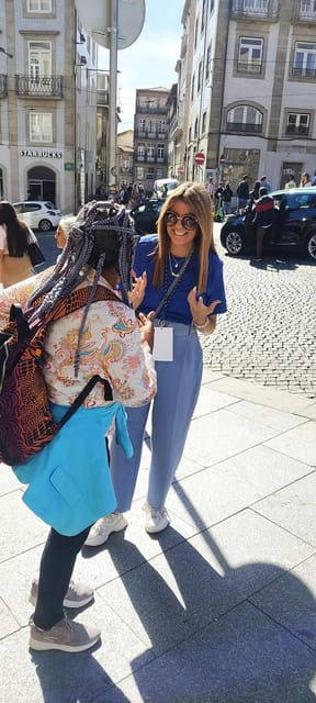 walking-tour-in-porto-with-unique-polaroid-photos-as-a-gift