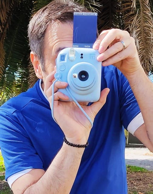 walking-tour-in-porto-with-unique-polaroid-photos-as-a-gift