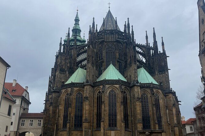 walking-tour-in-prague-castle-complex-by-czechoslovak-local