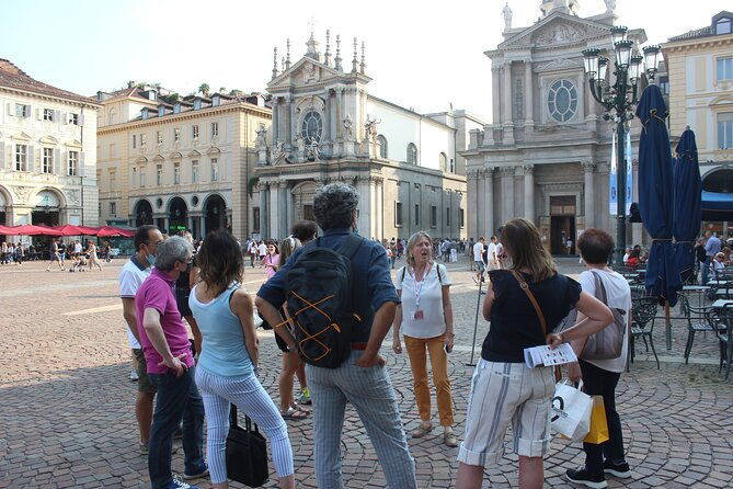 walking-tour-in-small-groups-in-english