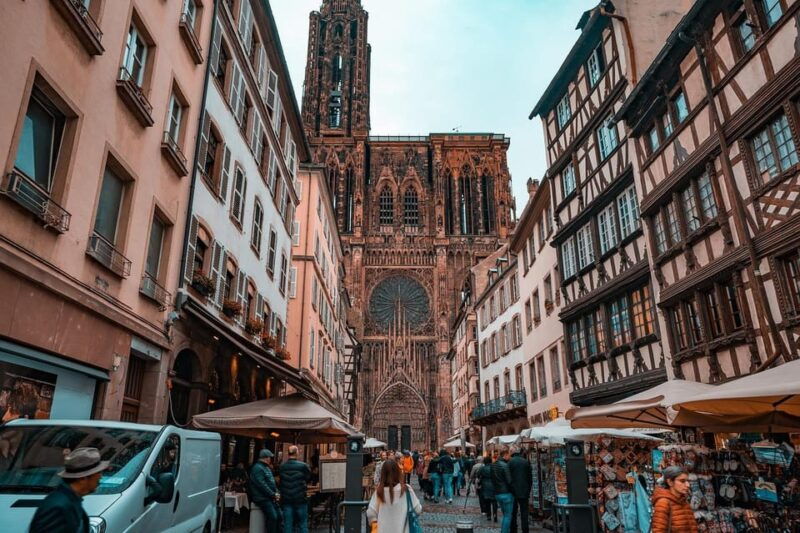 walking-tour-in-strasbourg-with-tastings-and-stories-2