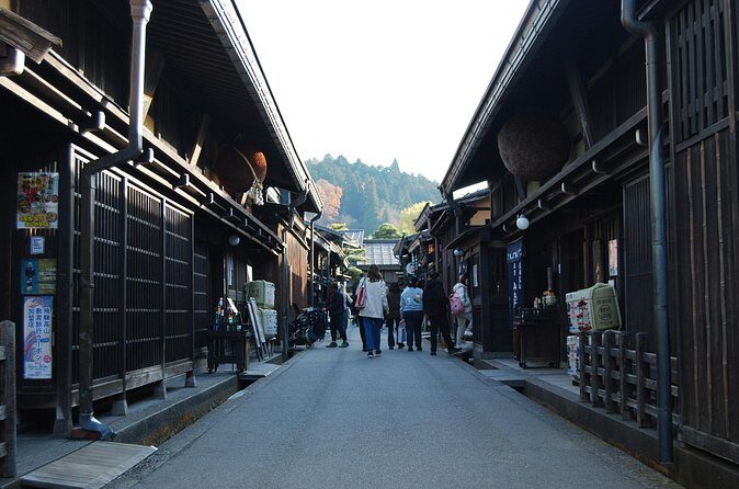Walking Tour in Takayama Old Town and Historic Streets - What Reviewers Say (Based on Available Feedback)