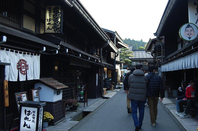 Walking Tour in Takayama Old Town and Historic Streets - FAQ