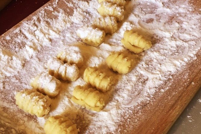 walking-tour-in-the-heart-of-rome-and-a-cooking-class-in-a-very-small-group-3