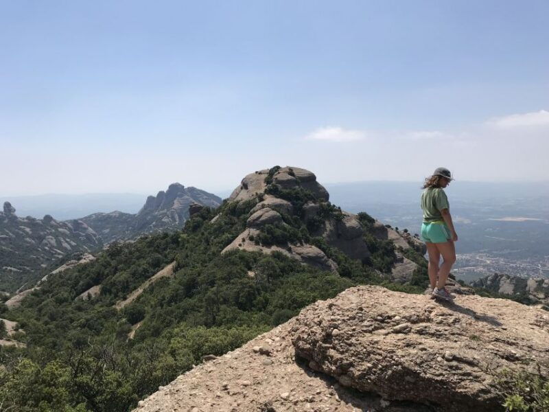 walking-tour-montserrat-mountain-to-top-sant-jeroni