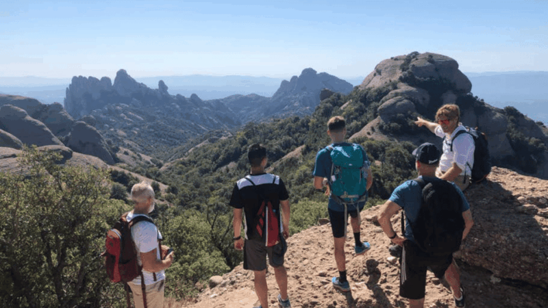 walking-tour-montserrat-mountain-to-top-sant-jeroni