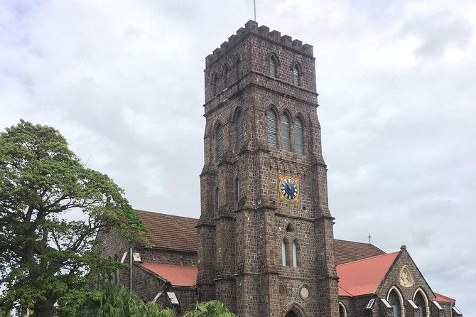 walking-tour-of-basseterre
