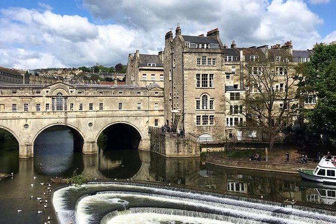 walking-tour-of-bath-with-blue-badge-tourist-guide