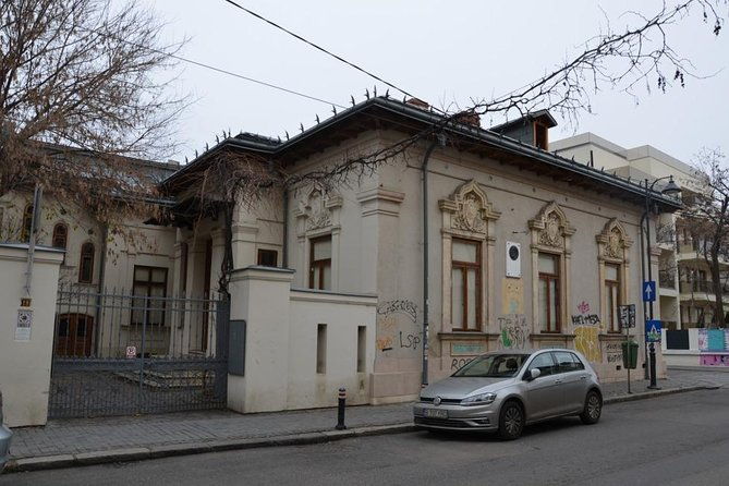 walking-tour-of-bucharest
