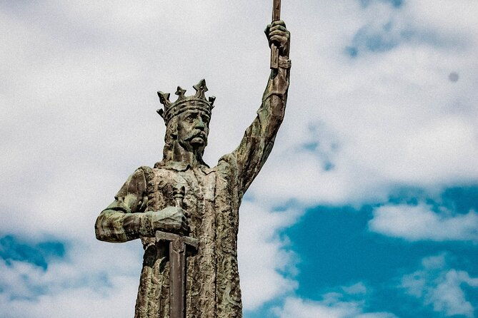 walking-tour-of-chisinau-with-local-guide