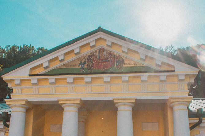 walking-tour-of-chisinau-with-local-guide