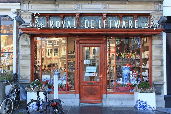 walking-tour-of-delft-the-city-of-orange-and-blue