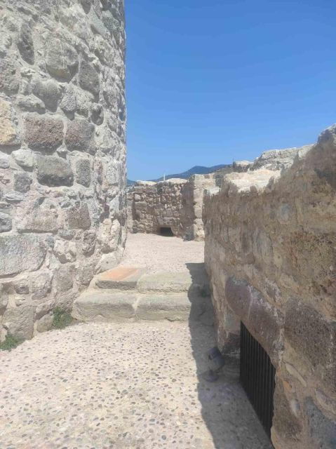 walking-tour-of-halicarnasos-bodrum-st-peters-castle-2