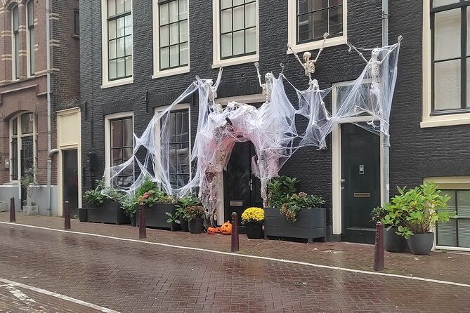 walking-tour-of-haunted-amsterdam