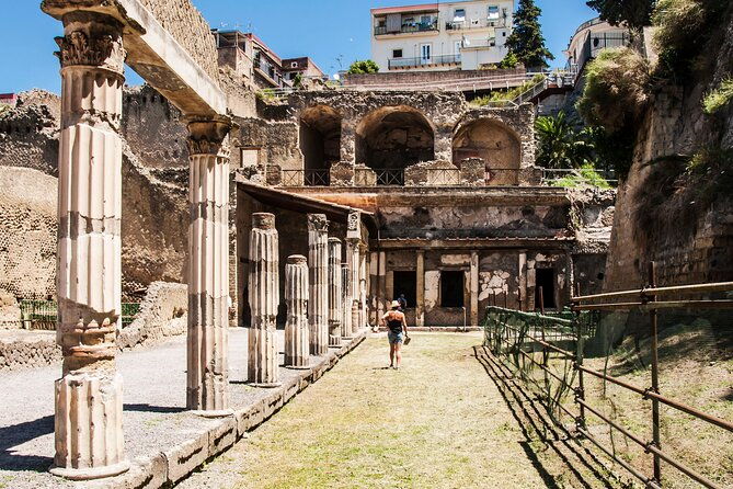 walking-tour-of-herculaneum-with-local-guide-2