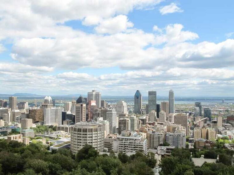 walking-tour-of-old-montreal-historic-cultural-sites