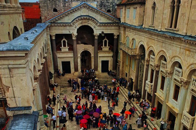 walking-tour-of-split-with-a-magister-of-history