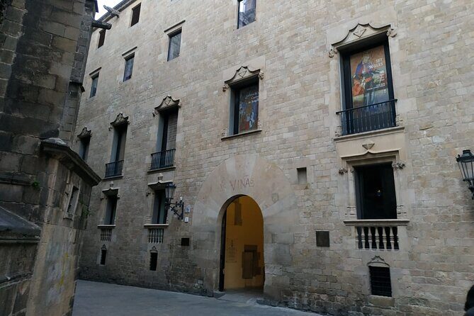 Walking tour of the Gothic Quarter of Barcelona with pintxos tasting - FAQ