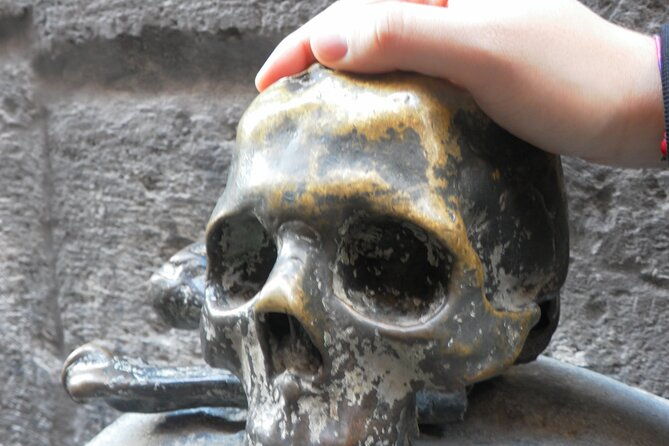 walking-tour-of-the-neapolitan-superstition