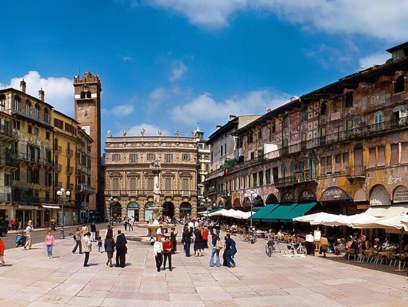 walking-tour-of-veronas-best-arena-and-historic-sights