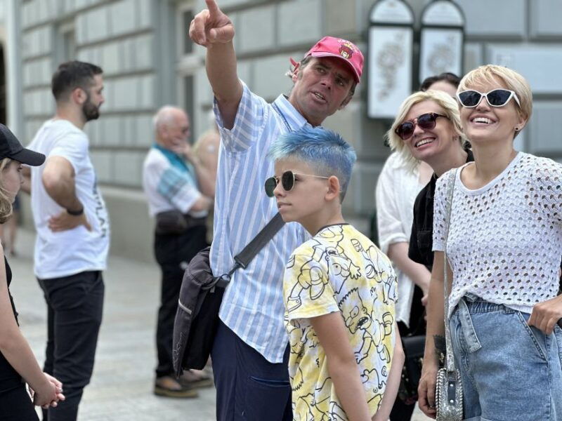 walking-tour-of-warsaw-old-town-tour-2-hours-of-magic