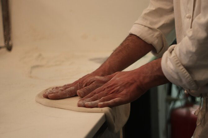 walking-tour-pizza-making