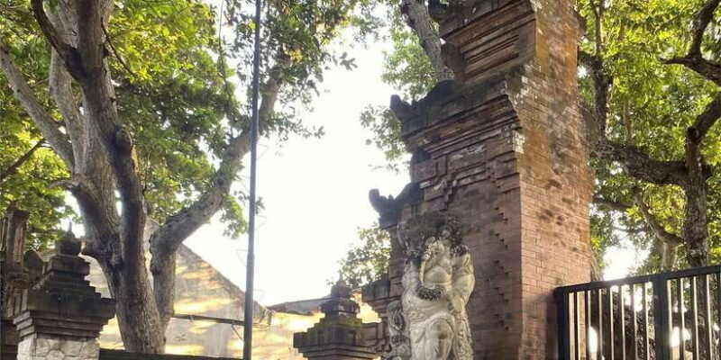 walking-tour-sanur-seaside-from-museum-to-temple