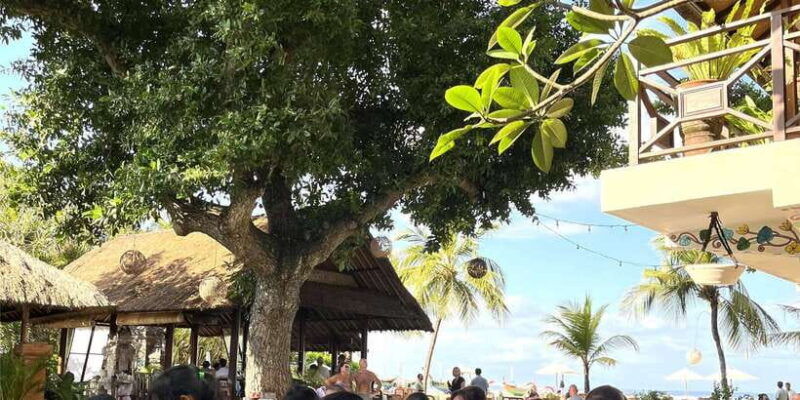 walking-tour-sanur-seaside-from-museum-to-temple
