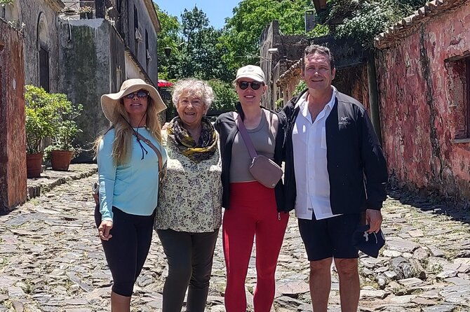 walking-tour-to-colonia-del-sacramento-english-portuguese-german
