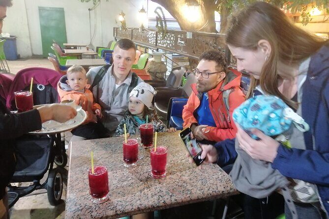 Walking Tour, Visit the Old Town and Markets, Taste Food - Tasting and Cultural Exchange