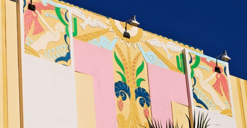 Walking Tour with Cocktails(optional) Miami - The Core of the Tour: An In-Depth Breakdown