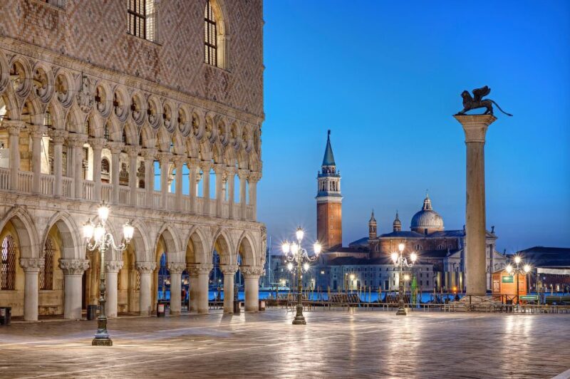 Walking Tour with optional motor boat Ride - Exploring Venice Through a Guided Walking Tour with Optional Motorboat Ride