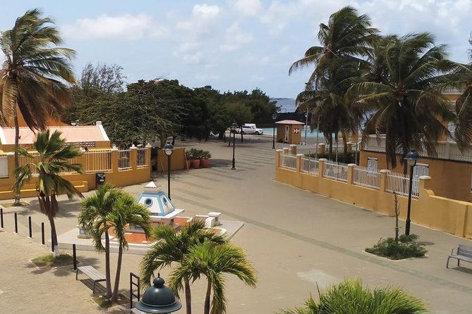 walking-tours-private-tours-on-bonaire