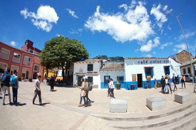 walking-urban-experience-bogota-tour-5-hrs