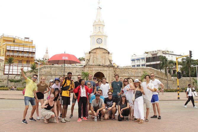 walled-cartagena-group-tour-with-live-audio-system
