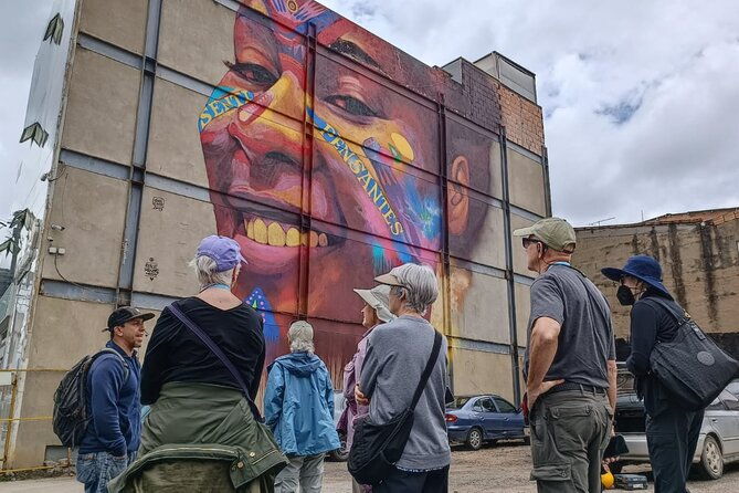 walls-of-wonder-immersive-journey-through-distrito-graffiti